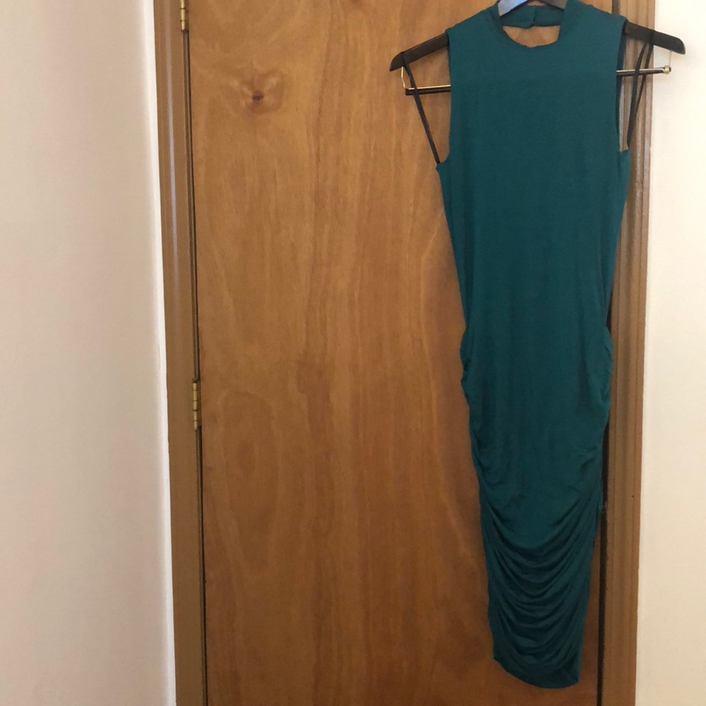 NWOT Teal Bebe Midi dress